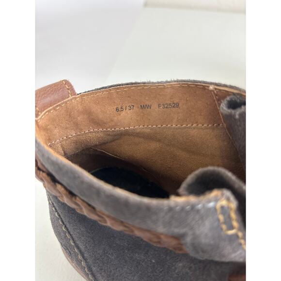 Born Temple Ankle Boots Suede and Leather Size 6.5 - Picture 8 of 9